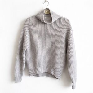 Aritzia Wilfred 100% Merino Wool Chunky Ribbed Turtleneck Sweater XXS Gray